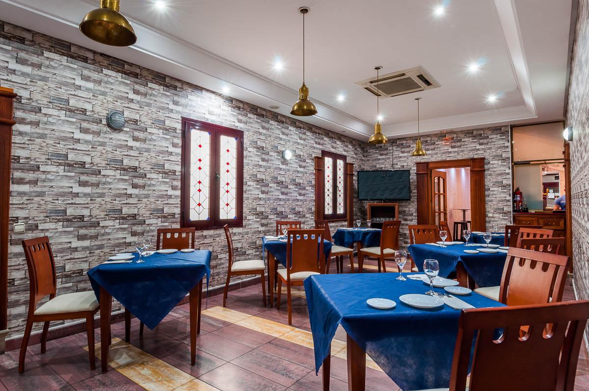 Hotel Victoria Linares  Exterior photo